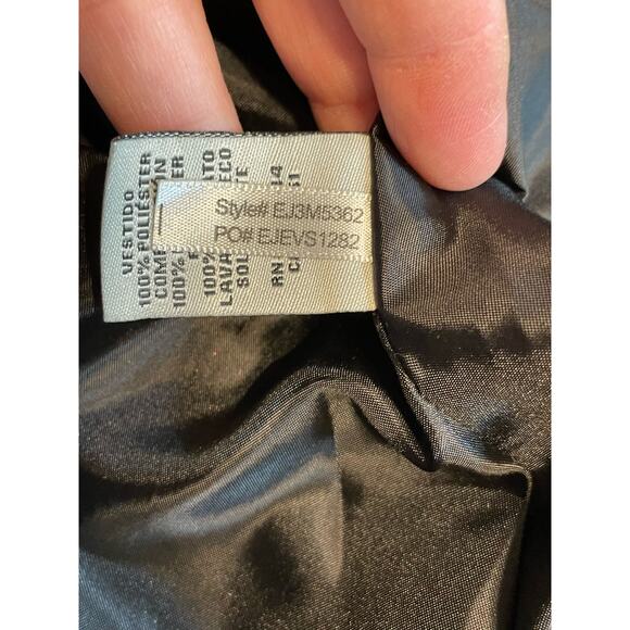 Eliza J Cocktail Dress Size 6 Purple Floral Mesh Sleeves Fit & Flare Whimsygoth - Picture 7 of 8